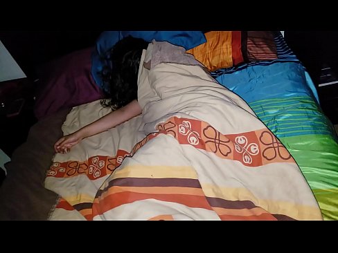 ❤️ सौतेला बेटा सोते समय अपनी युवा सौतेली माँ को डांटता है। सुपर सेक्स hi.assistirhentai.ru पर ️❤